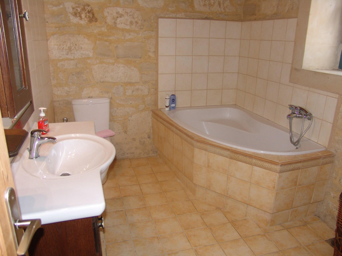 Bathroom, Spacious Villa in Margarites with Private Garden, Crete