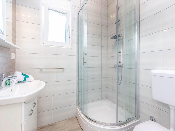 Bathroom 2, Villa in Dramalj at Sea, Crikvenica