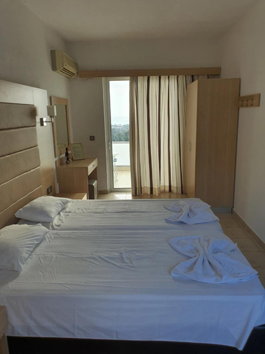 Bedroom 3, Gardenia Hotel, South Aegean