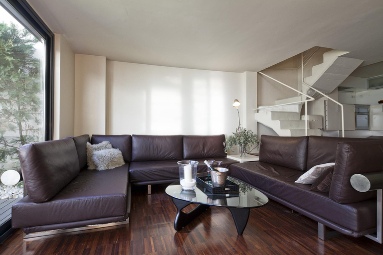 Bedroom 2, Private Pool Garden Apartments, Barcelona