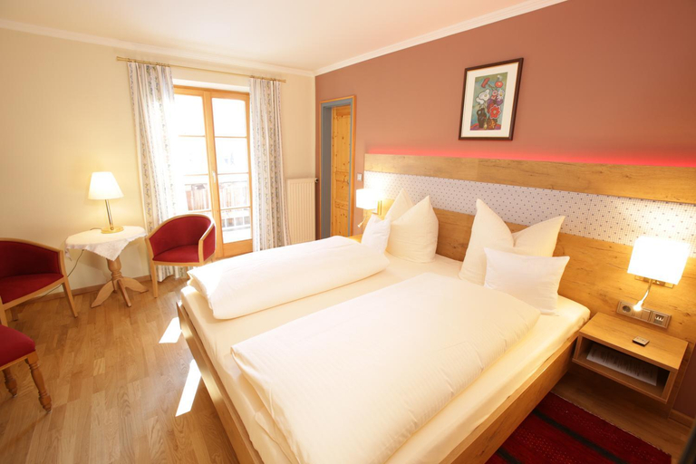 Bedroom 3, Klosterhof zur Post, Miesbach