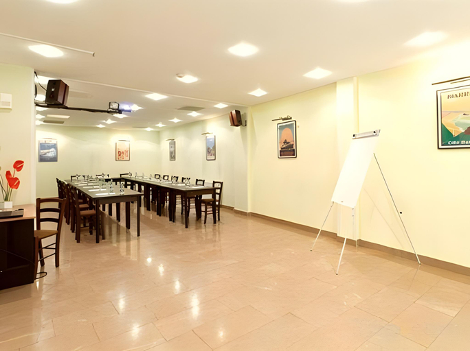 Food & Drinks 5, Hotel Maison Orient, Municipiul Bucuresti
