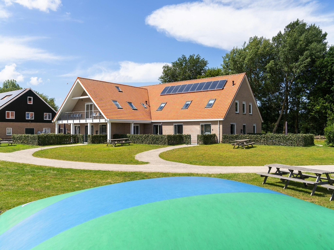 Others 5, Group Apartment Ameland near Nes, Ameland