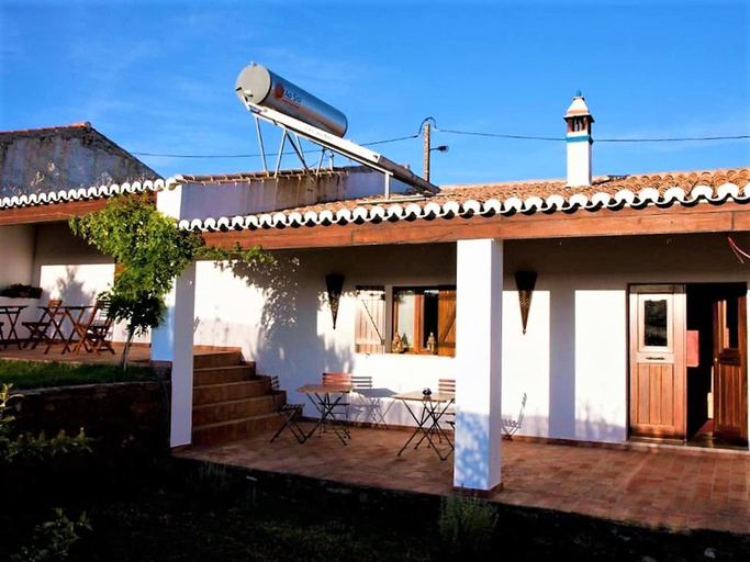 Others 3, Holiday Home in Guadiana Park near River, Mértola