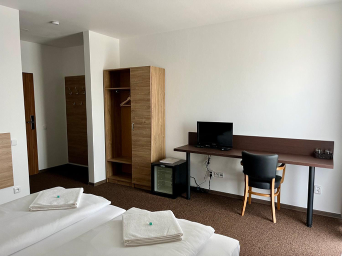 Bedroom 2, Motel R10, Mladá Boleslav