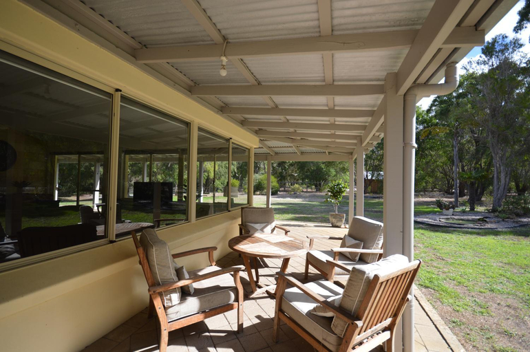 Food & Drinks, Acacia Chalets, Augusta-Margaret River