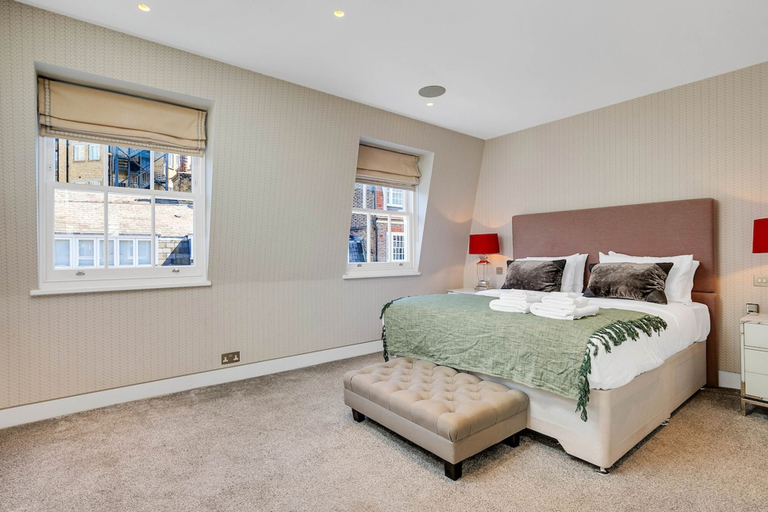 Room 4, Beautiful 4bed Mews Home - Belgravia Knightsbridge, London