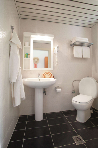 Bathroom 5, Acrotel Elea Beach, Central Macedonia