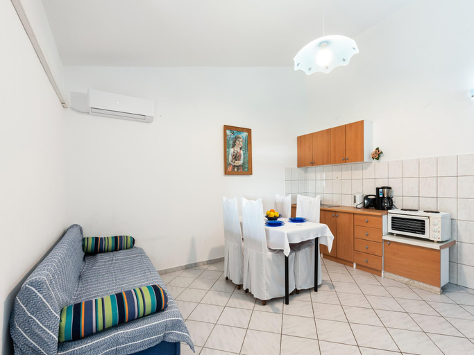 Others 4, Holiday Home in Jasenice near Maslenica Beach, Jasenice