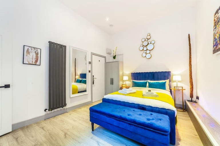 Room 4, Studio 1 - Charming Studio in Earls Court, London