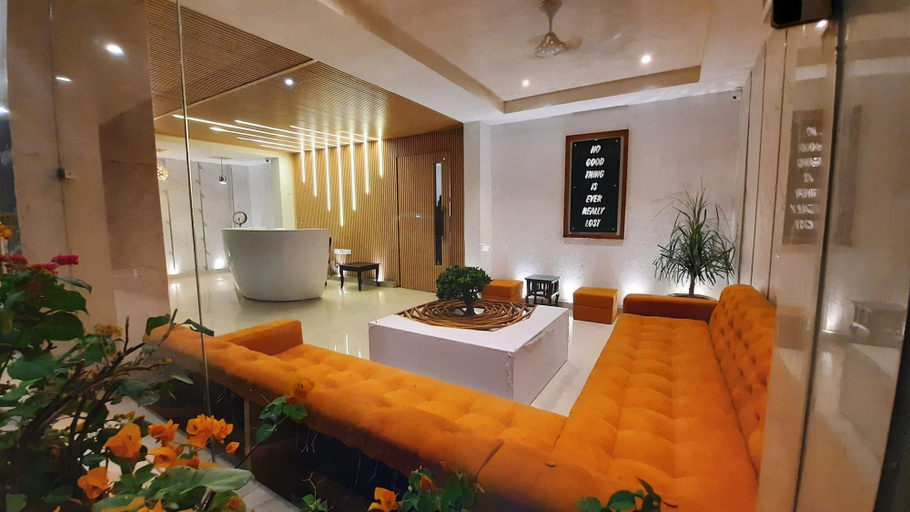 Public Area 3, Hotel Sai Village Gurgaon, Gurgaon