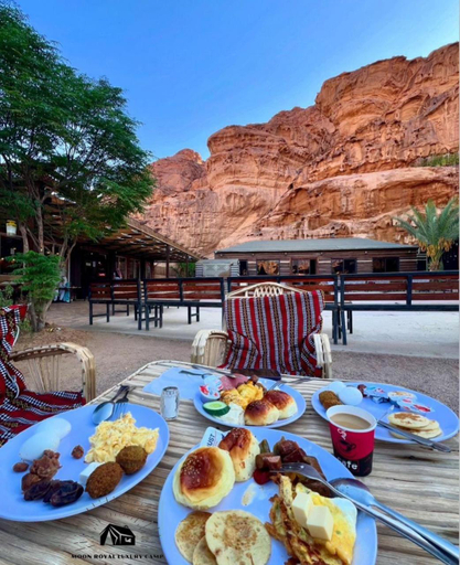 Food & Drinks 5, ROYAL MOON BUBBLES lUXURY CAMP, Quaira