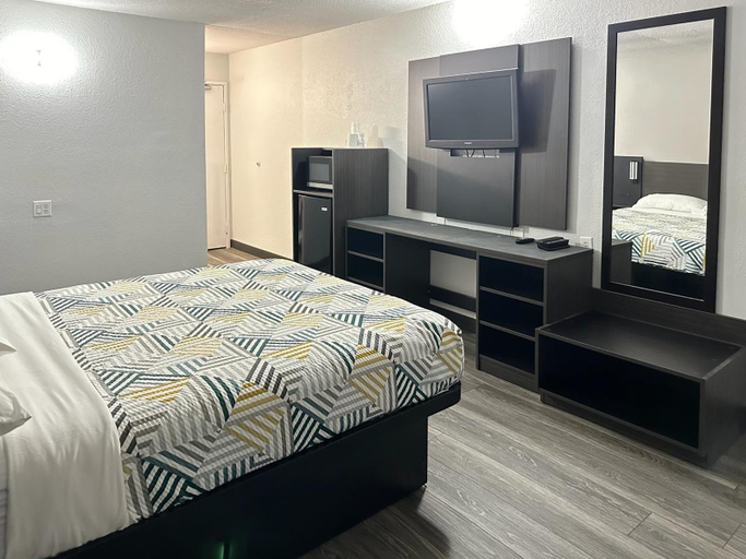 Bedroom 3, Motel 6 Omaha NE, Douglas