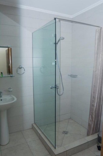 Bathroom 5, Hotel Nabadi, Tbilisi