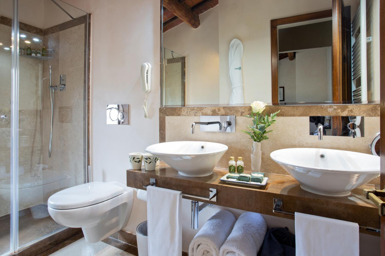 Bathroom 5, Castello di Spaltenna Exclusive Resort & Spa, Siena