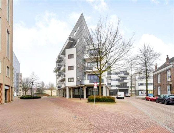 Others 4, Apartment in Nieuwpoort With Beach Access, West-Vlaanderen