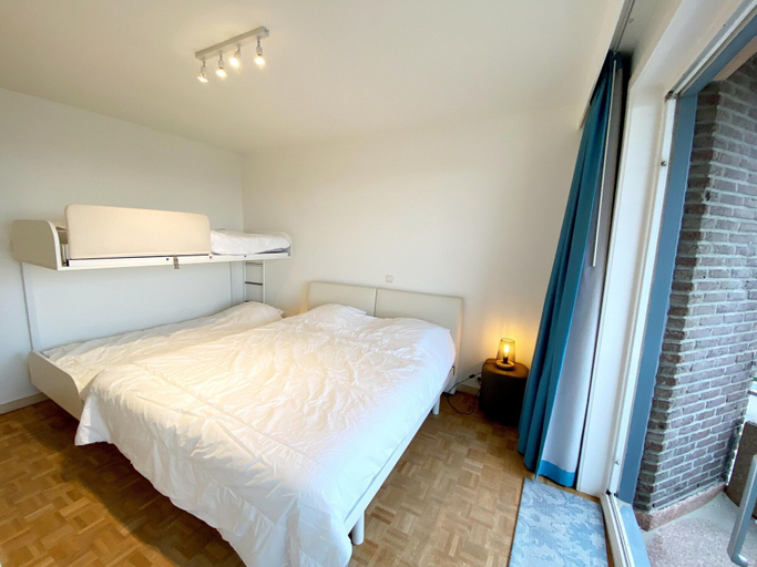Bedroom 2, Apartment Nieuwpoort Near Sandy Beaches, West-Vlaanderen