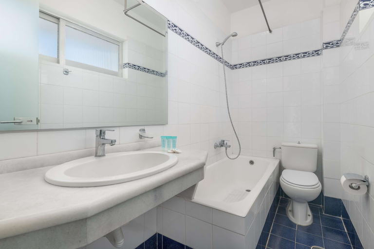 Bathroom 4, Lito Hotel, South Aegean
