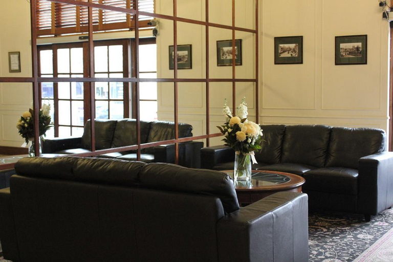 Public Area 2, Adelaide Inn, Adelaide