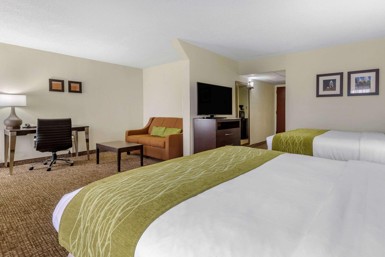 Bedroom 4, Comfort Inn & Suites Lake Norman, Mecklenburg