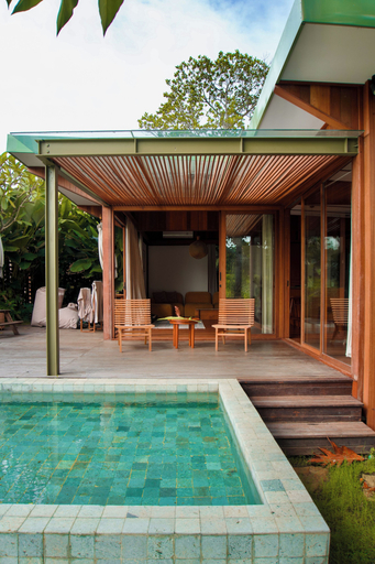 Swimming Pool 25