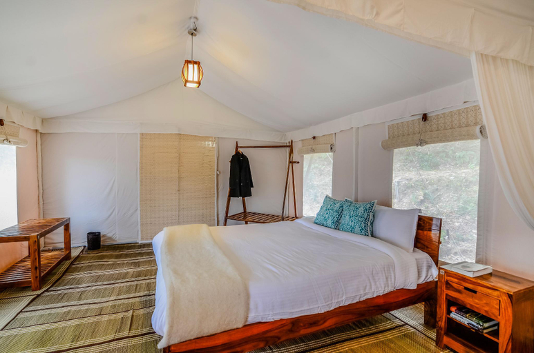 Bedroom 2, Nayalap - Rural Himalayan Glamping, Almora