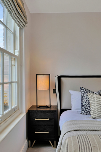 Room 4, Luxe Home With Cinema Room - South Kensington, London