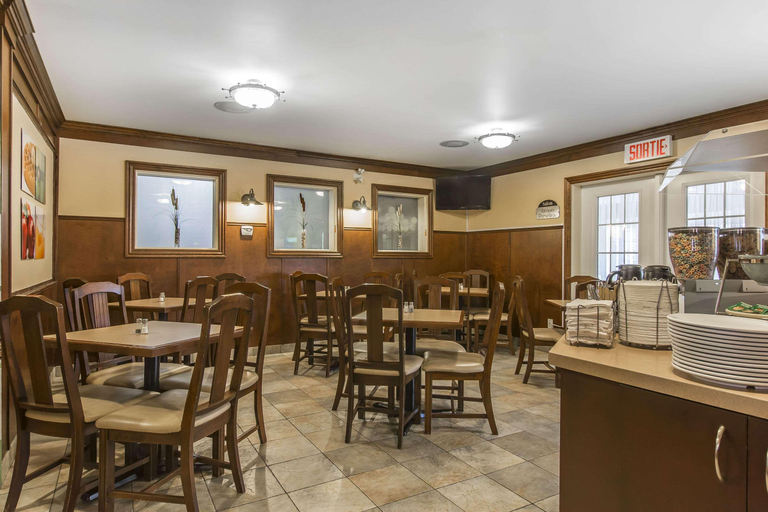 Food & Drinks 5, Quality Inn Rivière-Du-Loup, Rivière-du-Loup