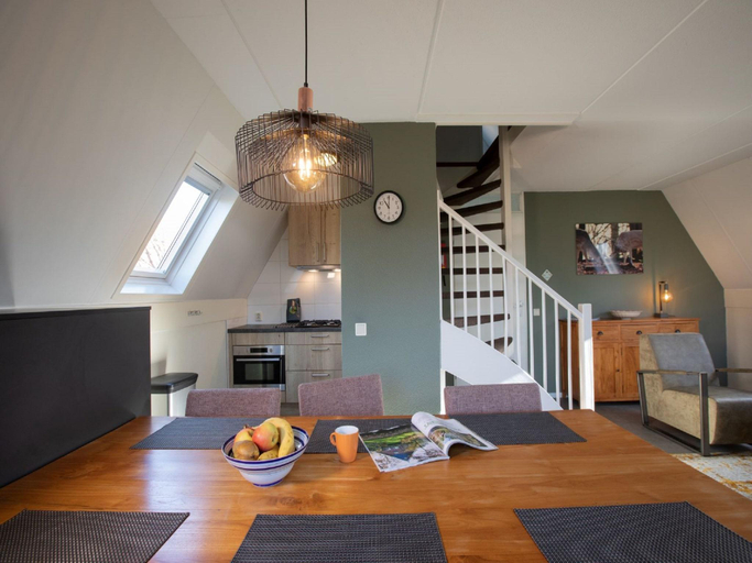 Others 4, Holiday Home with Garden, Mook en Middelaar