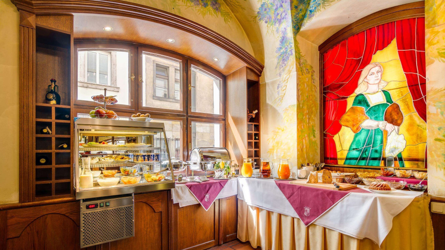Food & Drinks 5, The King Charles, Praha 6