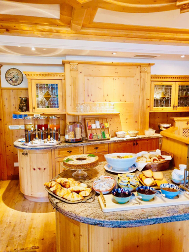 Food & Drinks 3, B&B Bracun, Bolzano