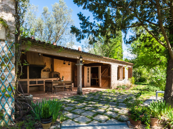 Others 5, Provencal House in Seillans with Pool, Var