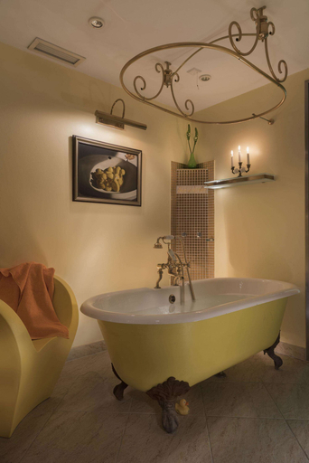 Bathroom 5, Hotel Kaiserhof Heringsdorf, Vorpommern-Greifswald