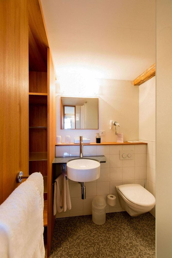 Bathroom 4, Schloss Wartegg, Rorschach