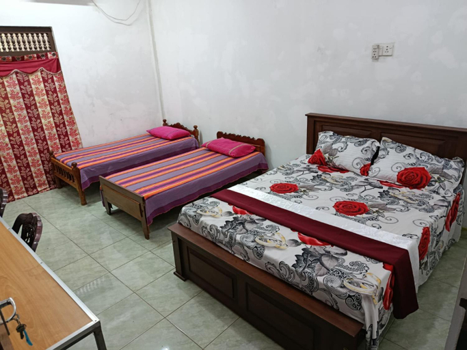 Bedroom 2, Nallur Mylooran Arangam D, Nallur
