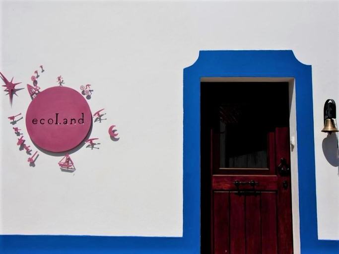 Others 4, Holiday Home in Guadiana Park near River, Mértola