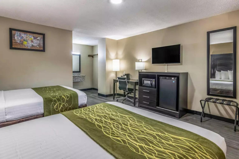 Bedroom 3, Americas Best Value Inn Opelika, Lee