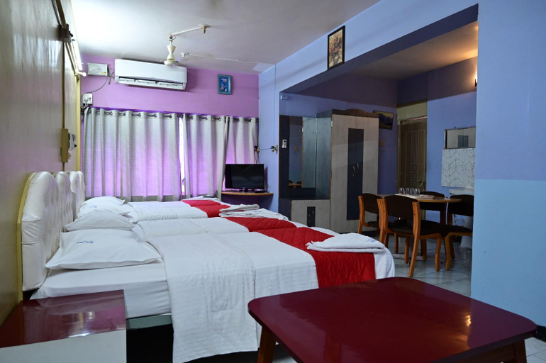 Bedroom 2, Hotel Priya, Raichur