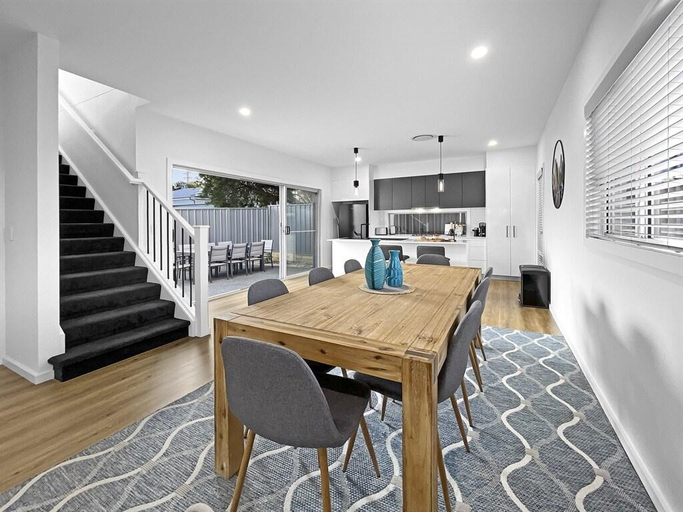 Others 4, Village Seaside Retreat, Shellharbour