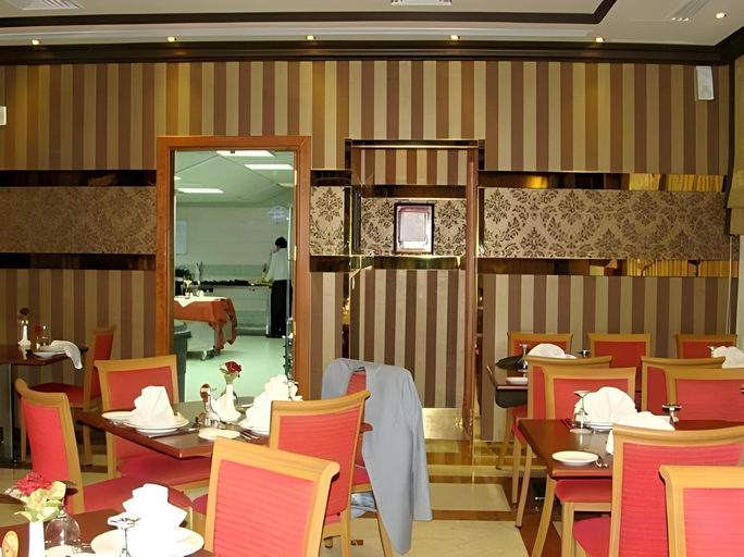 Food & Drinks 4, Zowar Alalami Hotel, Al Madinah Al Munawwarah