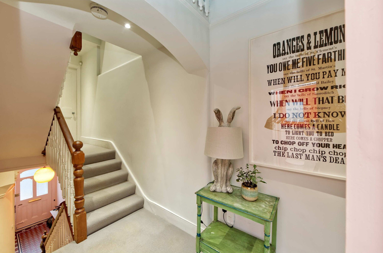 Room 3, 4 Bedroom House Barnes, London
