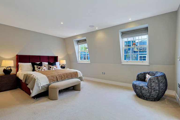 Room 3, Luxe Home With Cinema Room - South Kensington, London