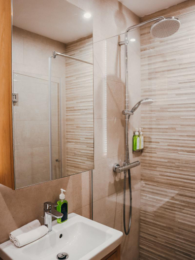 Bathroom 5, Royal Blue Resort & Residences