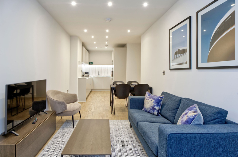 Room 4, Brand-new Two-bedroom Flat in Colindale, London