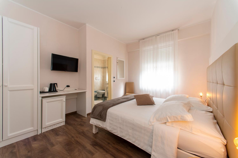 Bedroom 3, Hotel Lilla', Trento
