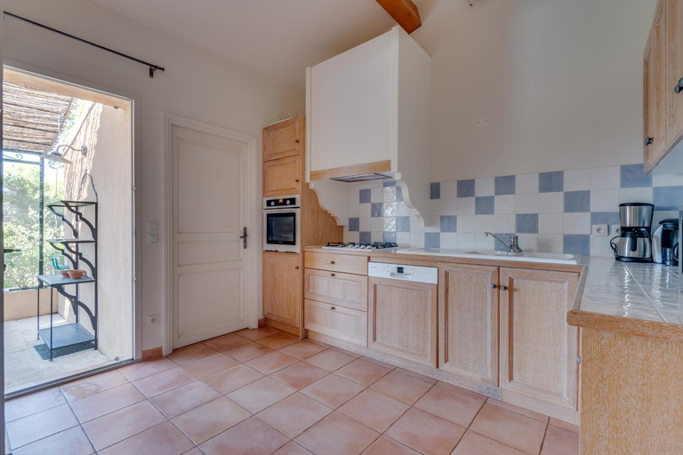 Others 2, Les Villas de Saint Endreol, Var