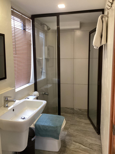 Bathroom 5, 1775 Adriatico Suites, Manila City