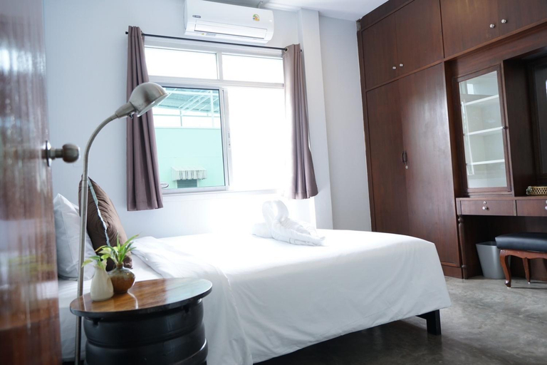 Others 4, Amahostel, Phuket Island
