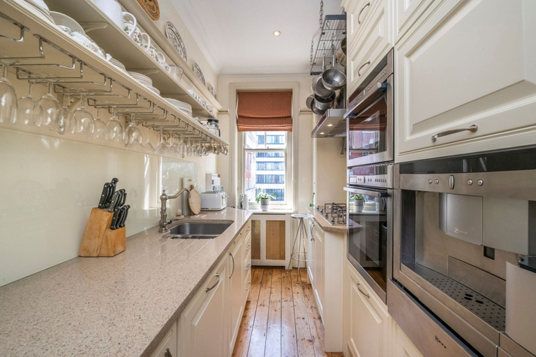 Private kitchen, The Grand Old Boy - Marylebone - by Frankie Says, London