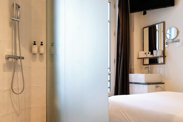 Bedroom 2, Le Lampika Hotel, Paris